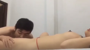 Hình ảnh phim sex viet nam lén lút lên giường với em trai hàng to